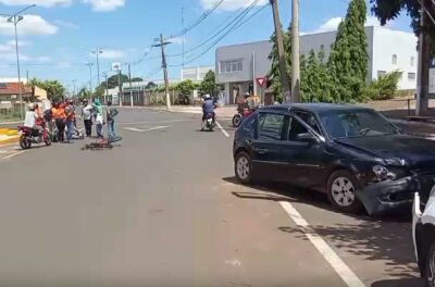 Imagem da notícia Motorista invade contramão, atropela ciclista e bate em carro parado em Paranaíba